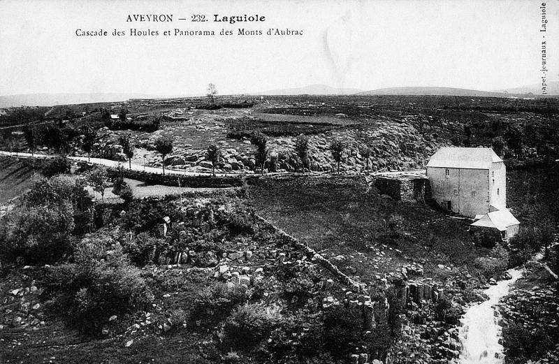 AVEYRON - 232. Laguiole  Cascade des Houles et Panorama des Monts d'Aubrac, [1912]